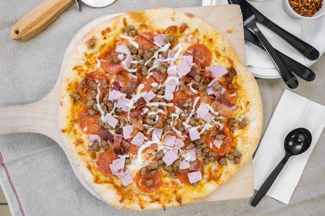 Hot Roast Beef Pizza.